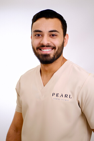 dental doctors in dubai